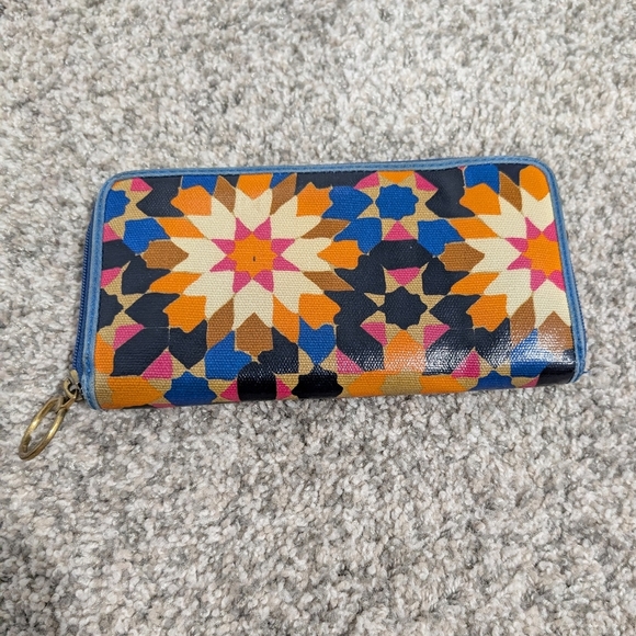 Fossil Colorful Geometric Print Canvas Zippered Wallet - Picture 1 of 9